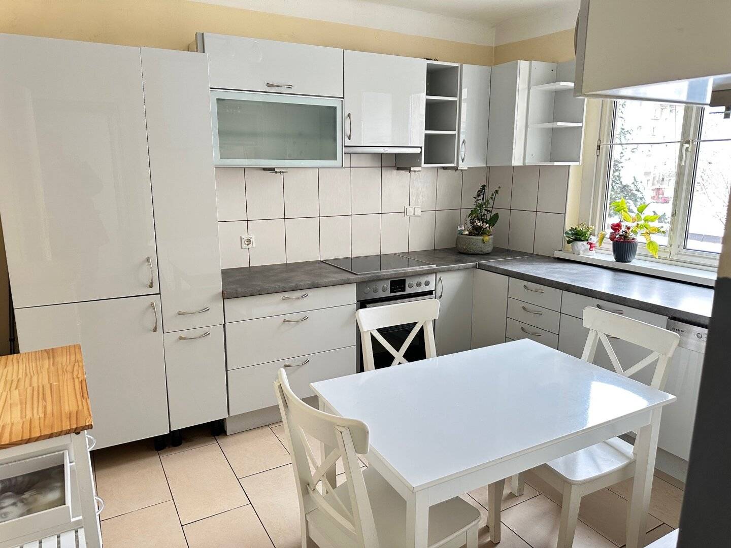 Helle Neubau-Eigentumswohnung mit durchdachtem Familiengrundriss – Attraktive Gelegenheit für Investoren