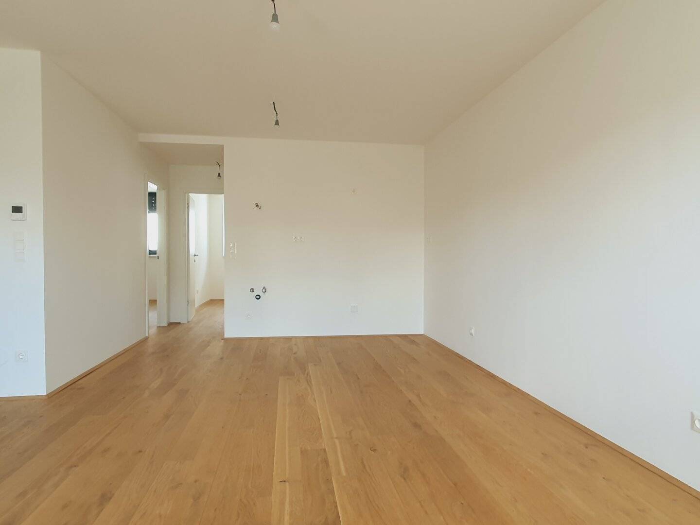 ERSTBEZUG Neue Wohnung mit sonnigem BALKON - Bodenheizung mit Wärmepumpe