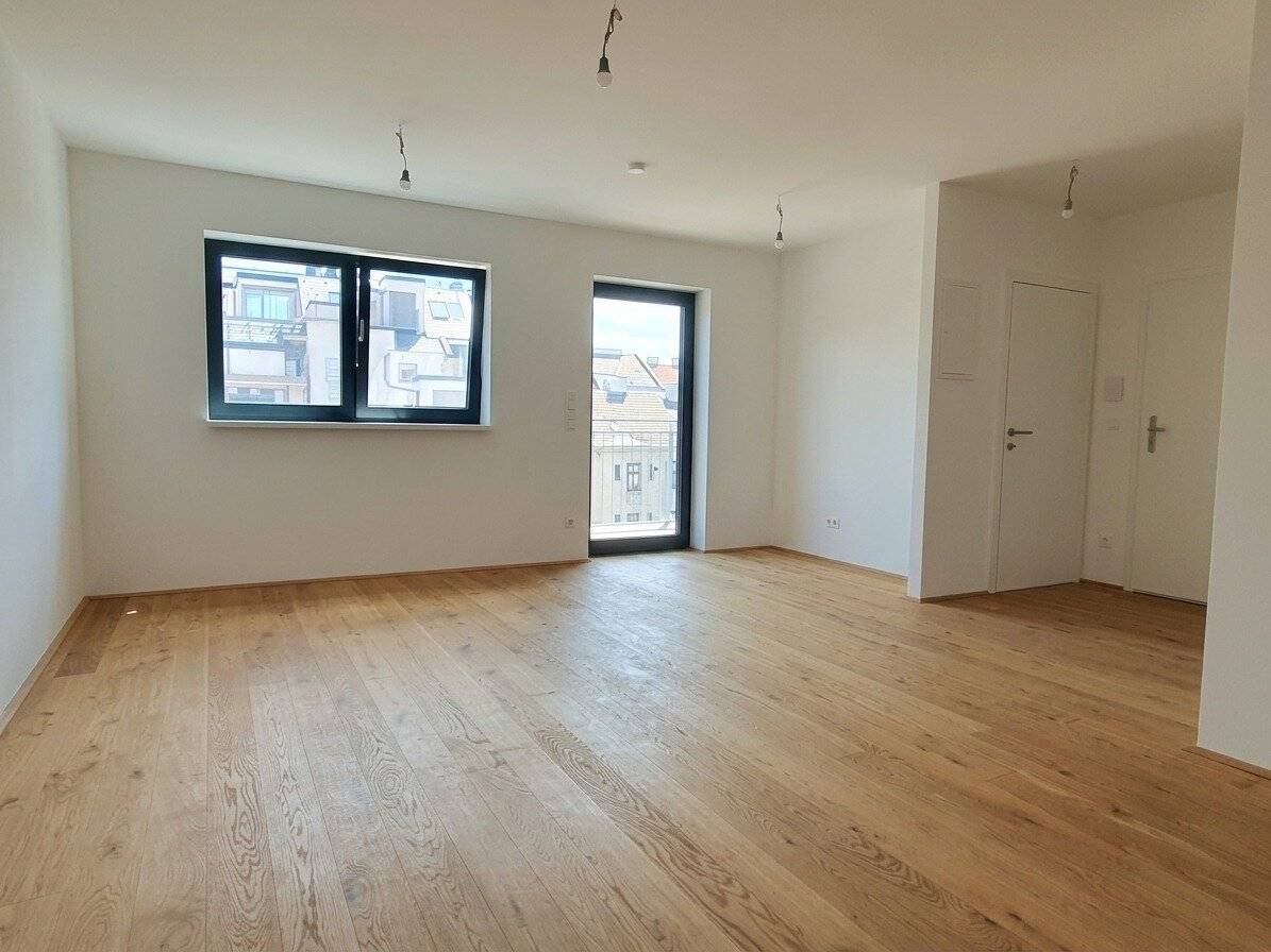 ERSTBEZUG Neue Wohnung mit sonnigem BALKON - Bodenheizung mit Wärmepumpe