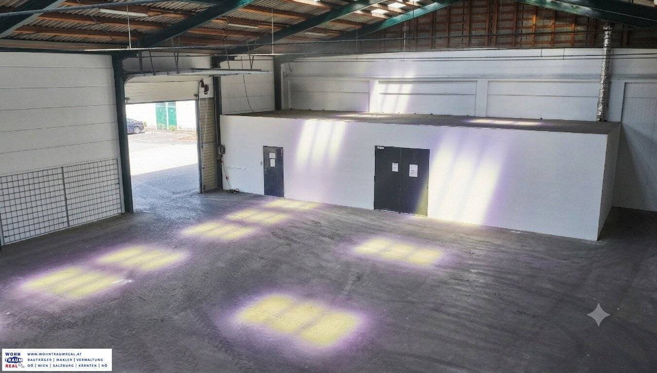 Vielseitige Industrie- / Werks- oder Lagerhalle