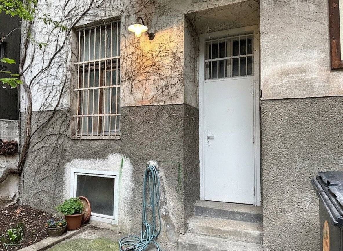 Wohnung oder Lokal - alles noch möglich! 48 m² plus 14,10 m² Freifläche im Innenhof!