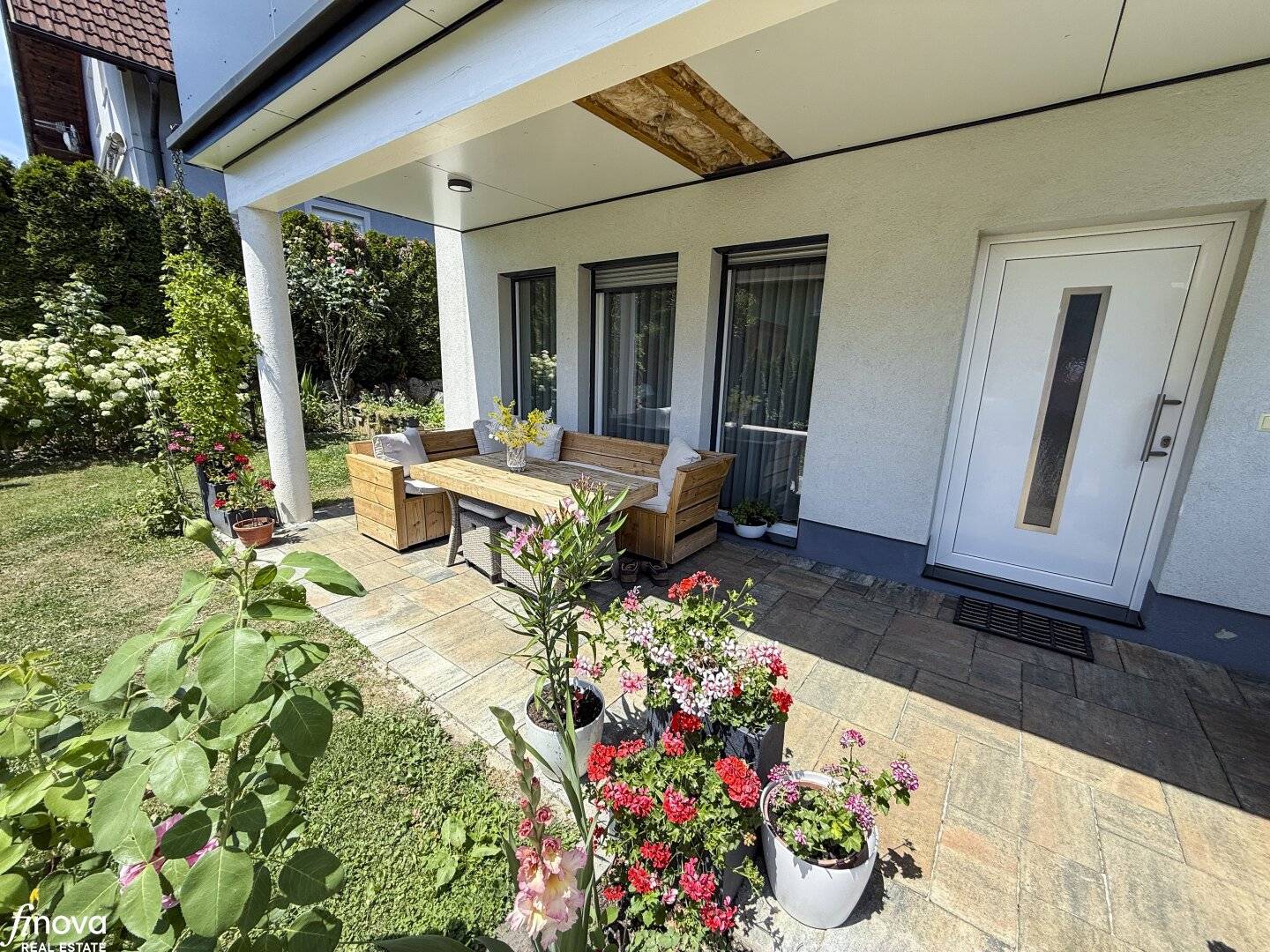 Viel Platz für zwei Familien – Modernes Haus nahe Graz mit Garten & Carport!!