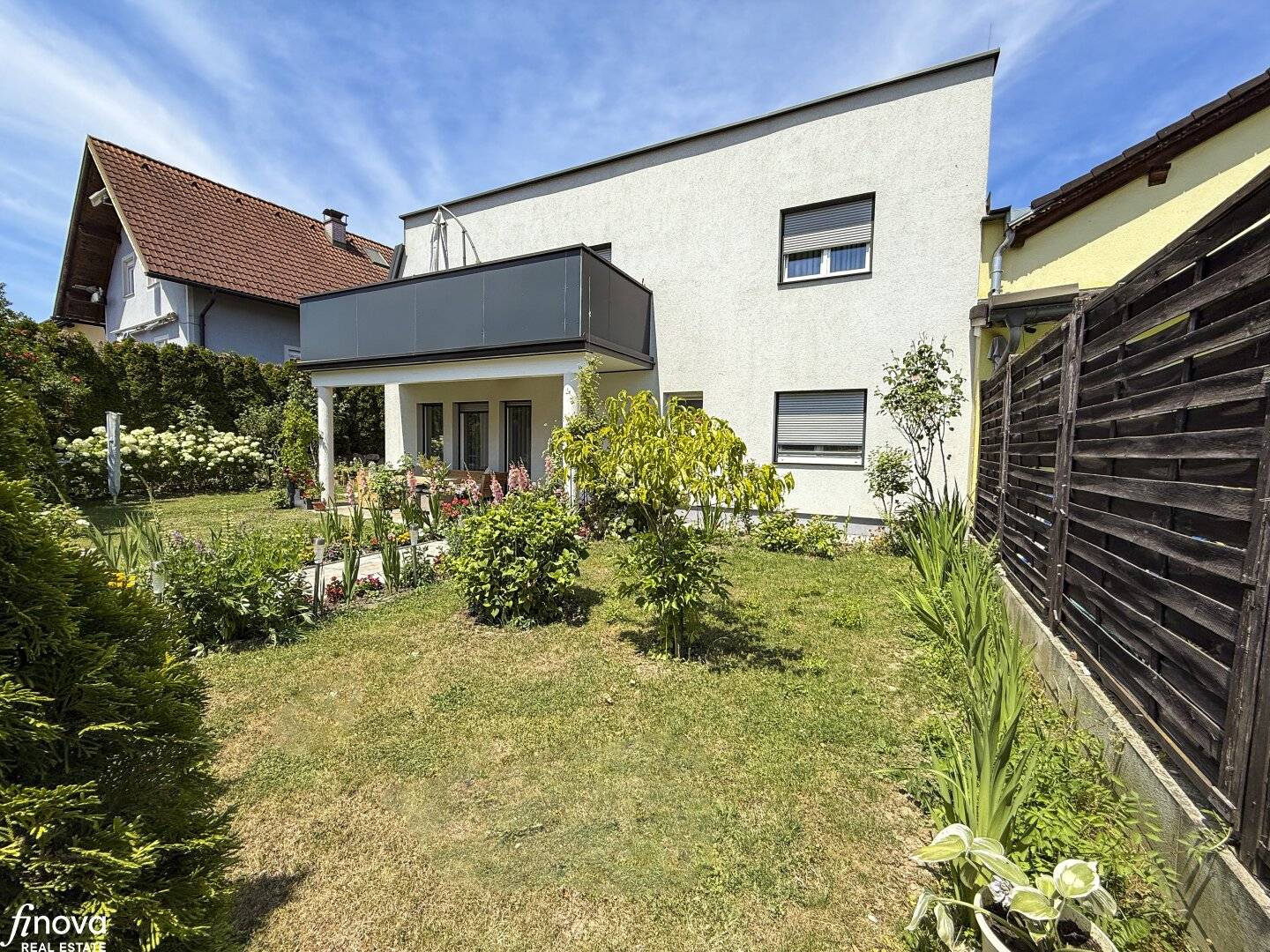 Viel Platz für zwei Familien – Modernes Haus nahe Graz mit Garten & Carport!!
