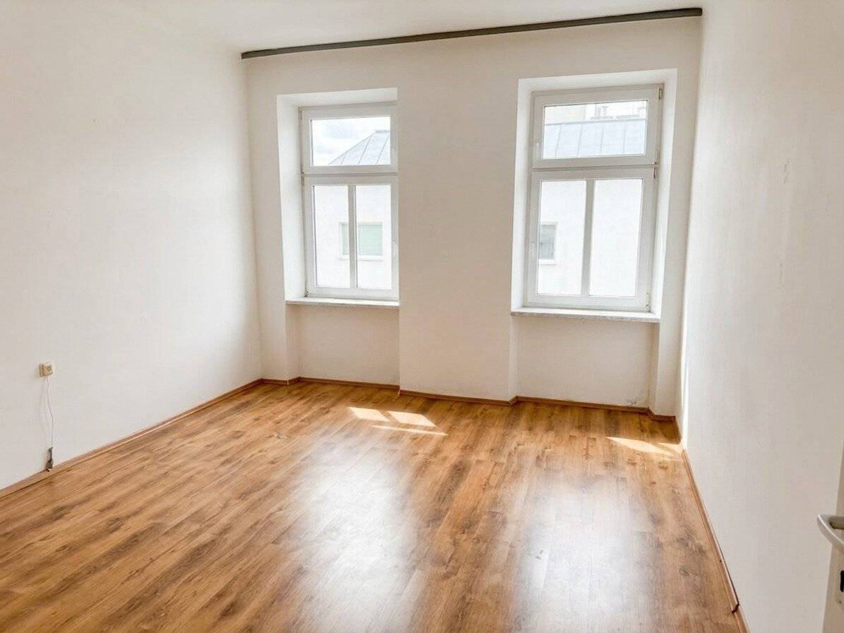 3 Zimmer - U1 Troststraße - Blick auf die Alpengasse - 2 Eingänge möglich!!