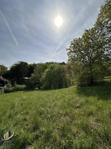 Sonniges Grundstück auf Eigengrund für Ihre Traumvilla in Toplage von Klosterneuburg