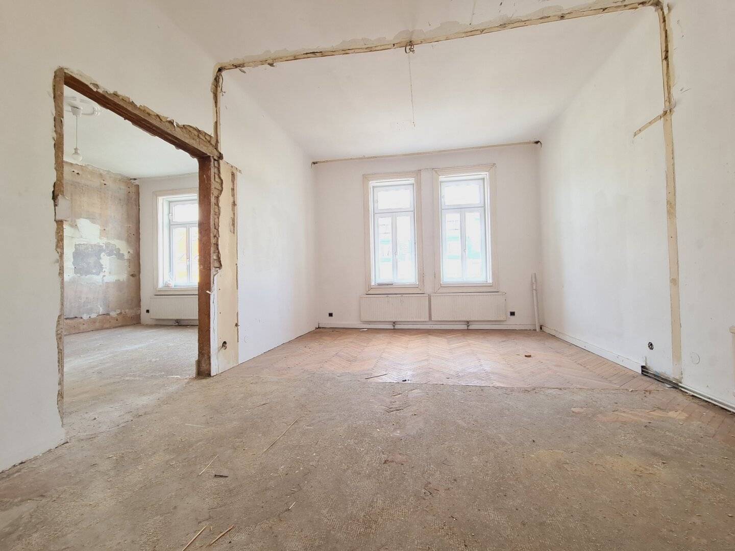 Sonnen-Altbau nach Maß | Balkon | 3-4 Zimmer