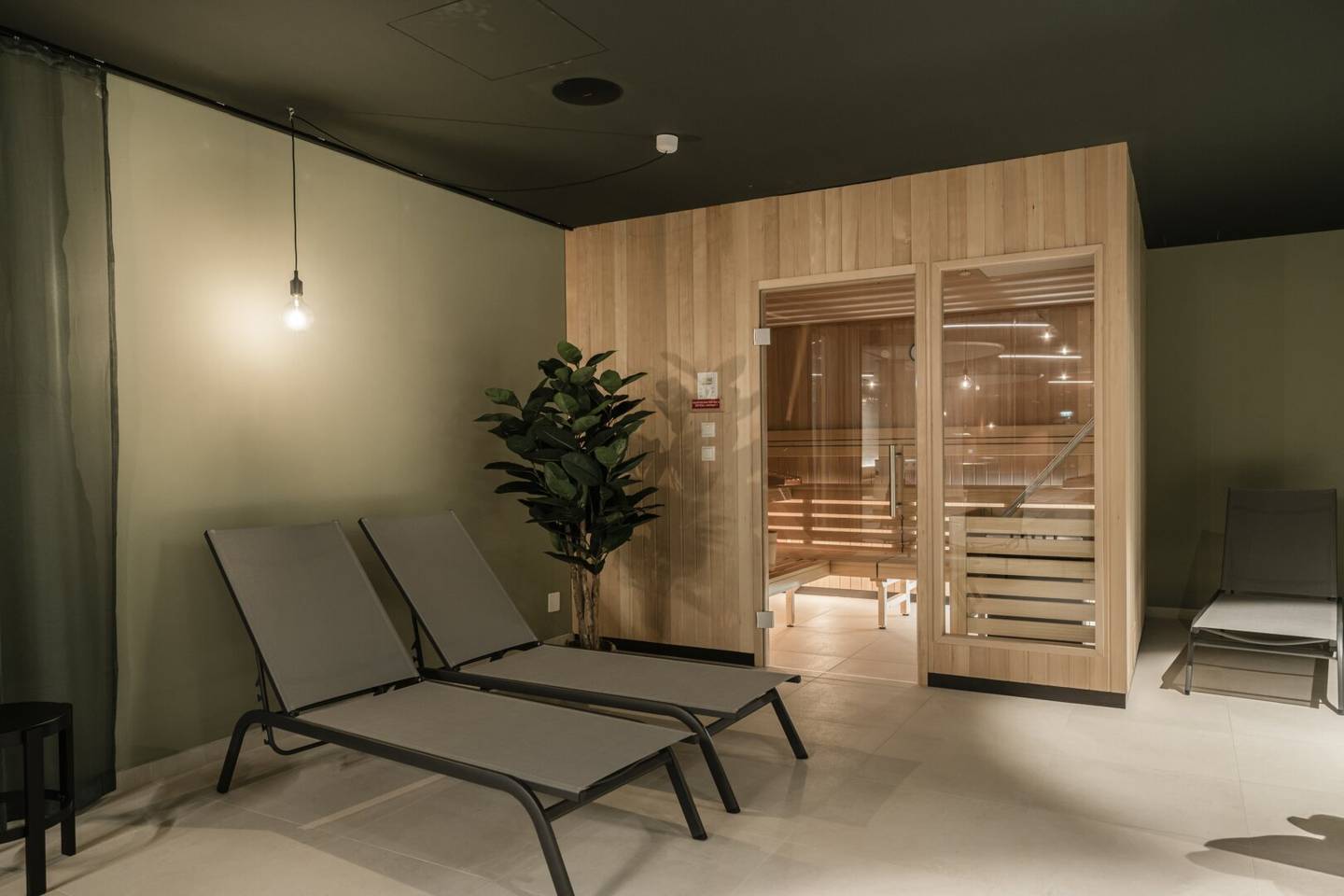 Einziehen & Aufleben: Premium Serviced Apartment mit Spa & Gym
