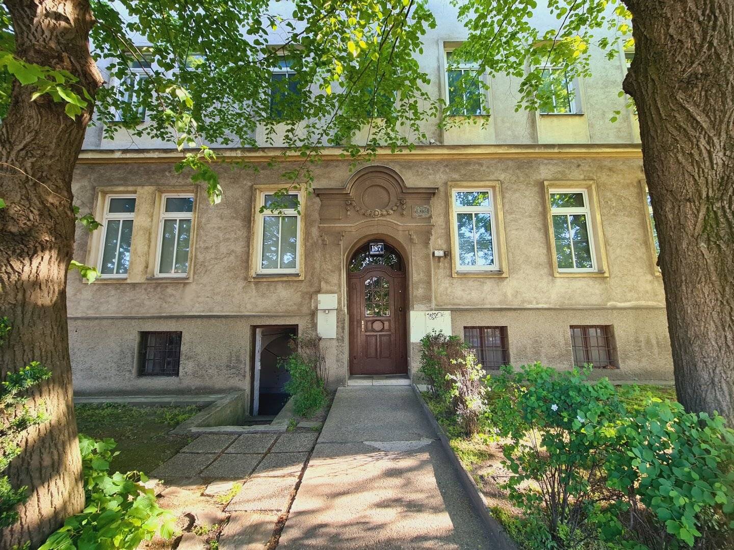 Sanierungstraum Altbau | Luftwärmepumpe möglich | 15m2 Süd-Balkon bewilligt