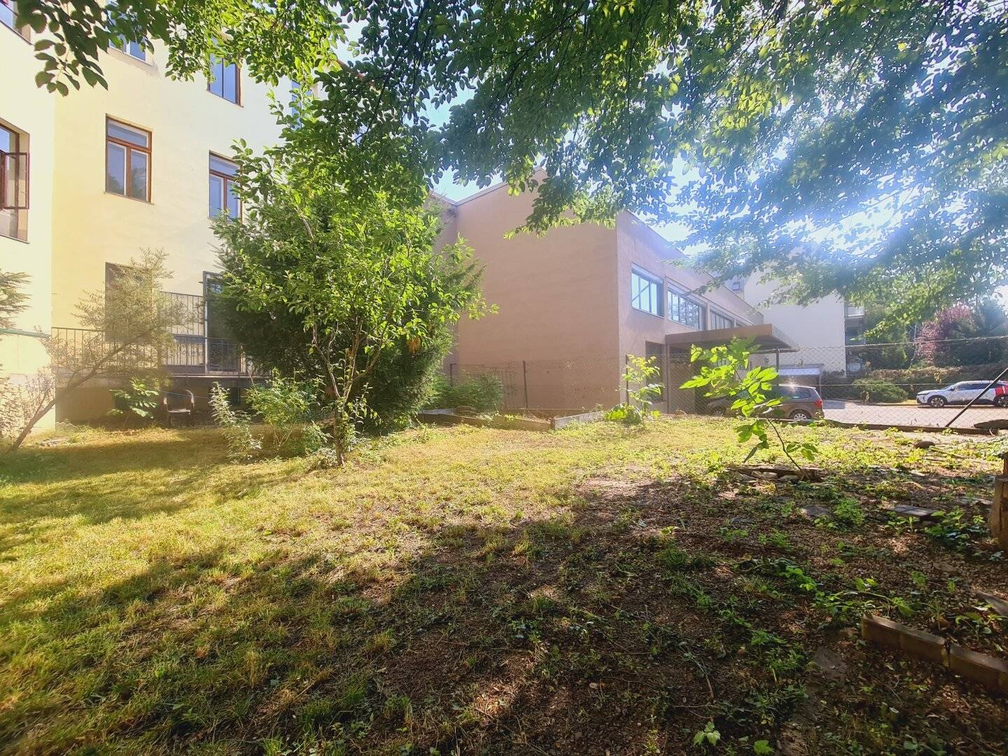 Garten-Altbau mit Balkon zur individuellen Gestaltung | Luftwärmepumpe-Fußbodenheizung möglich