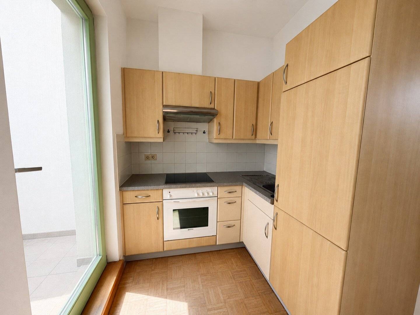 Gepflegte 2-Zimmer-Wohnung mit Loggia in zentraler Ruhelage von Graz