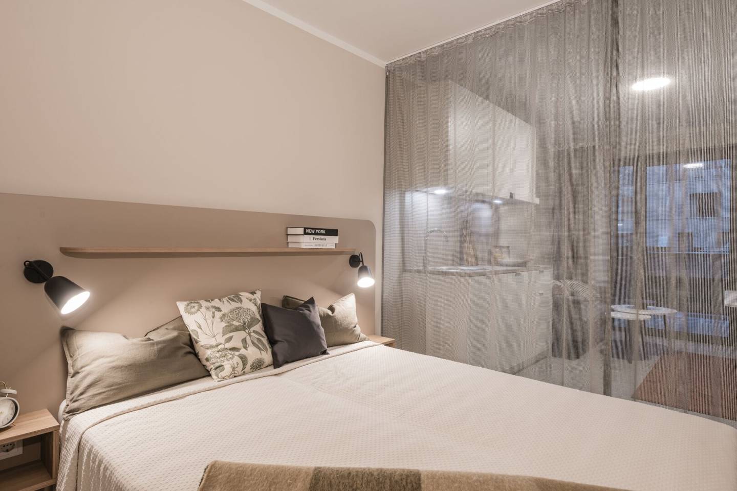 Wohnen mit Urlaubsfeeling: Stylisches All-In-Apartment mit Rooftop, Gym & Sauna!