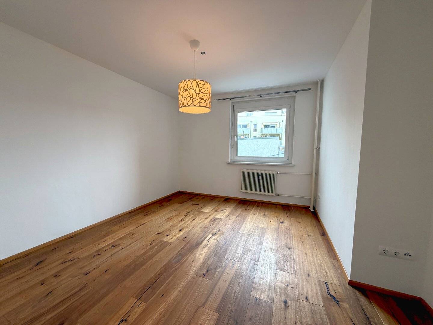 Neuwertige 3-Zi-Wohnung in Graz mit Loggia, Stellplatz & Südbalkon