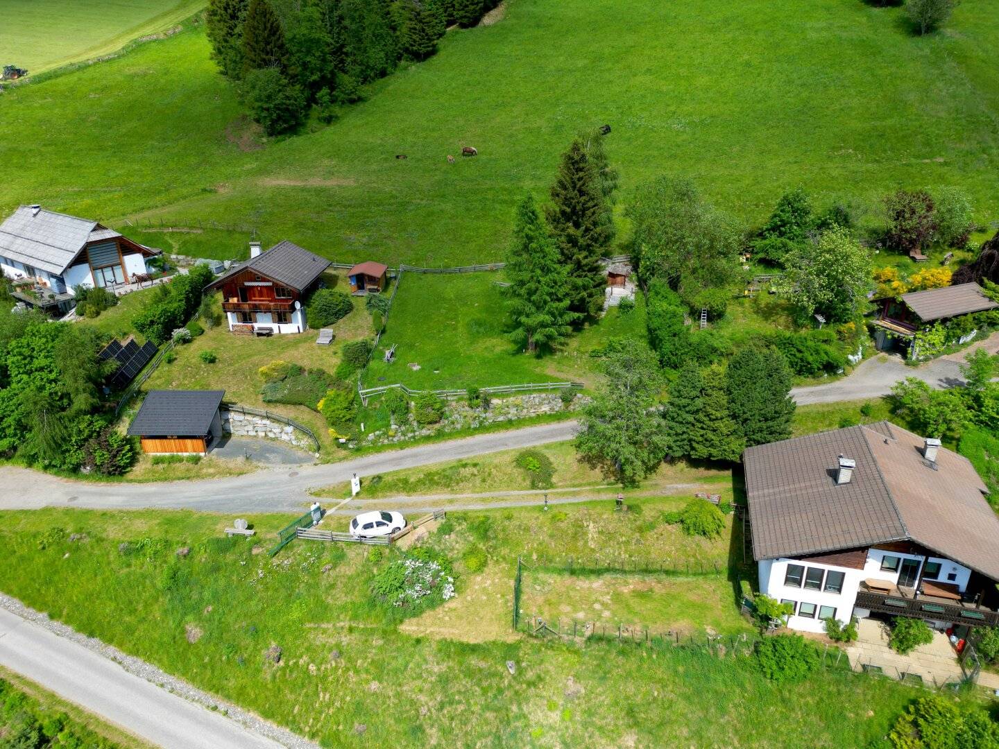 Freizeitwohnsitz! Sonniges Grundstück mit Hütte | 1.200 m Seehöhe | Nebelfrei | Voll erschlossen