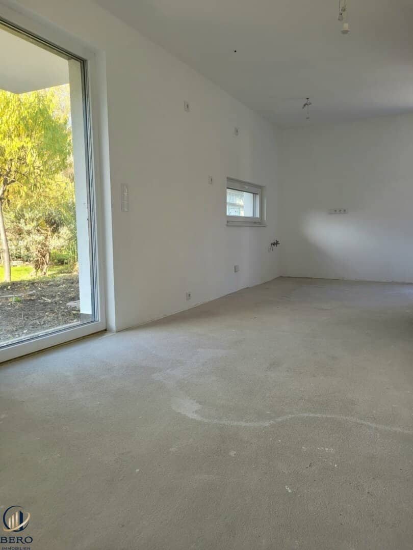 Begrüßen Sie Ihre neue Doppelhaus-Hälfte am Wiener Stadtrand des 22.Bezirks gelegen