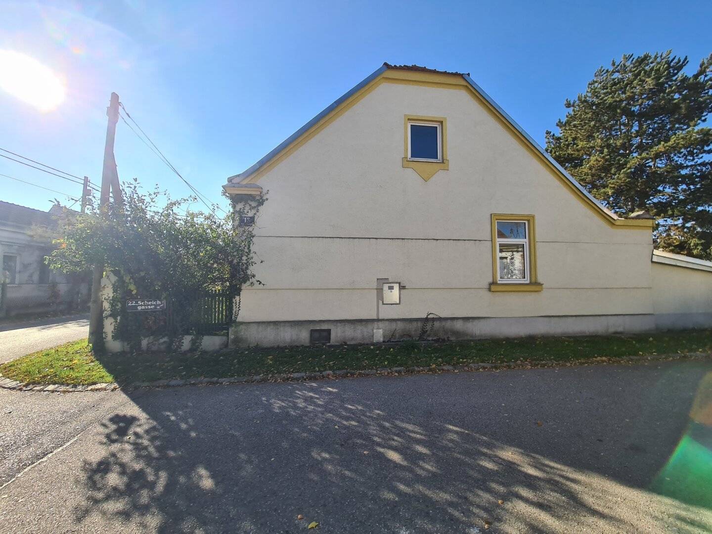Sonniges Eckgrundstück | Bahnhof Süßenbrunn | Altbestand