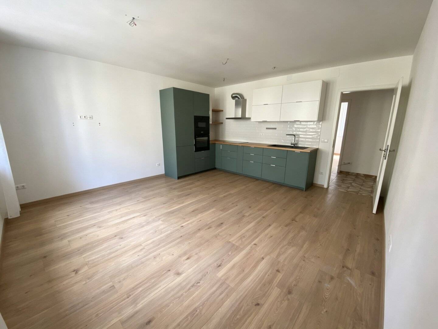 Helle 4-Zimmer Wohnung mit Balkon in 1050 Wien – 75,9m², gepflegt, Top Preis!