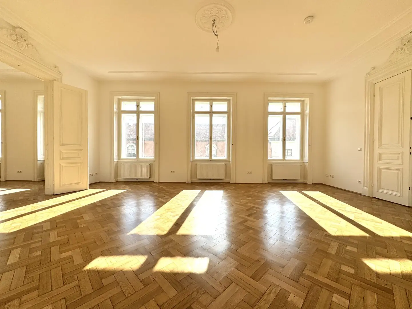 BÜRO | OTTO WAGNER | NAHE SCHWARZENBERGPLATZ