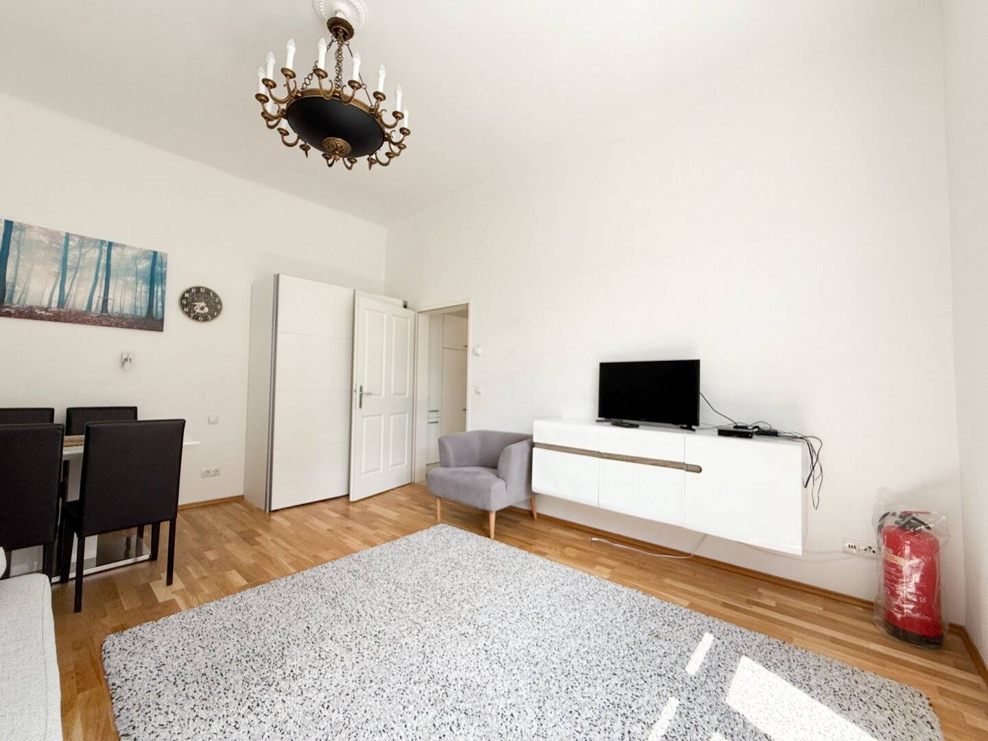 HARDTMUTHGASSE -  VOLL AUSGESTATTETE, GEPFLEGTE 2 ZIMMER-WOHNUNG - TOP 19