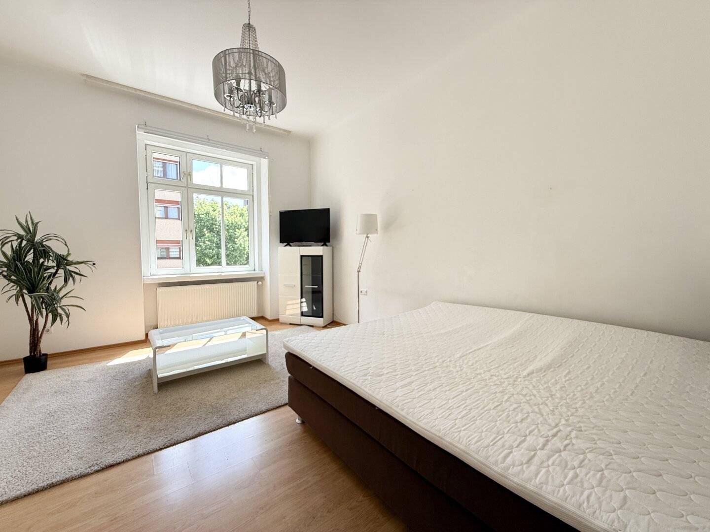 HARDTMUTHGASSE -  VOLL AUSGESTATTETE, GEPFLEGTE 2 ZIMMER-WOHNUNG - TOP 20