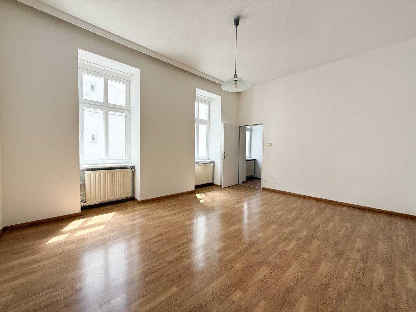 HARDTMUTHGASSE -  1 ZIMMER-WOHNUNG - TOP 24