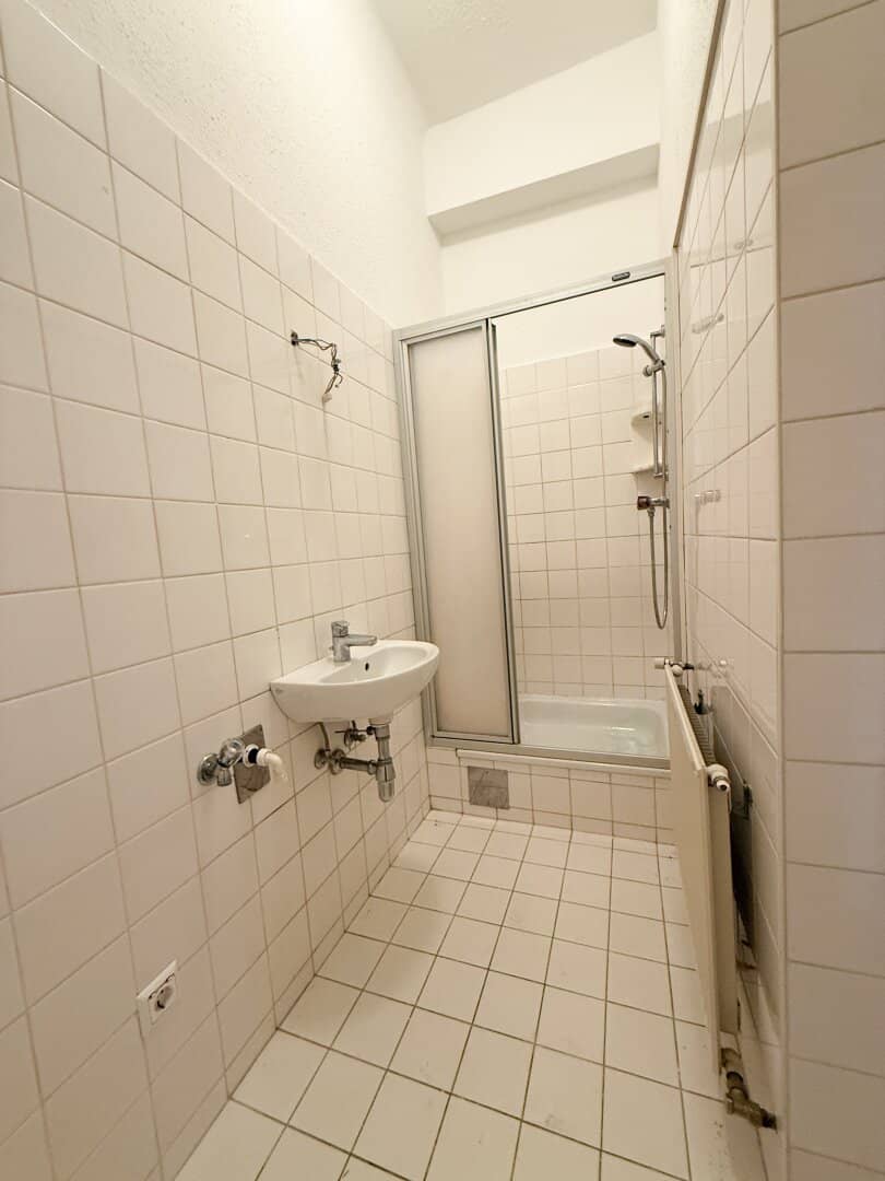 HARDTMUTHGASSE -  1 ZIMMER-WOHNUNG - TOP 24