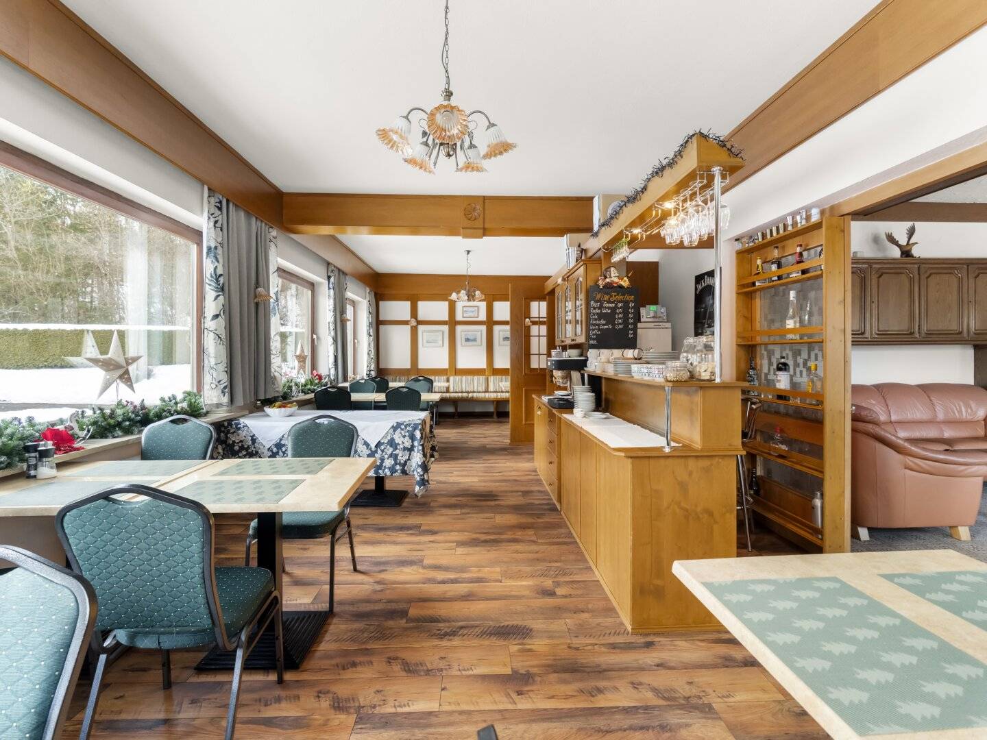 Top-Investment Pressegger See: Pension mit 12 Zimmern + 4 Neubau-Apartments (2020)