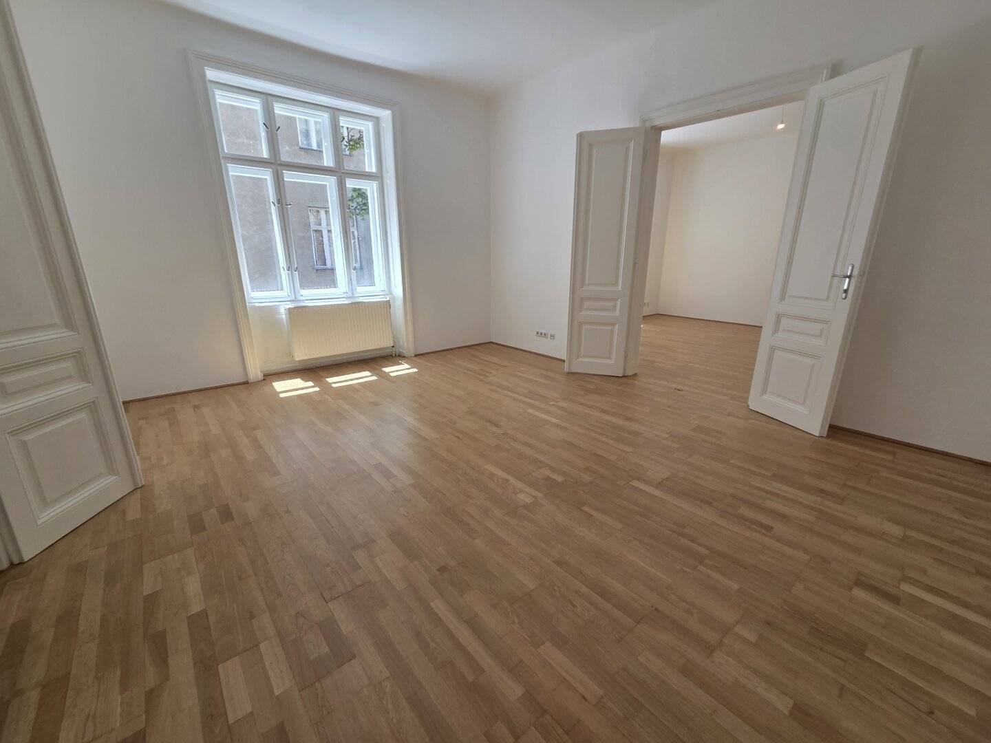 ERSTBEZUG PRATER-BÖCKLINSTRASSE-kl BALKON-5 ZIMMER ALTBAU-WOHNUNG-ERSTBEZUG
