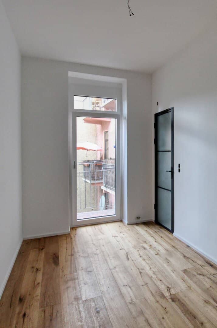 Moderne 2-Zimmer-Wohnung mit Balkon, Stadt- und Grünblick in zentraler Lage in Graz, vollsaniert!
