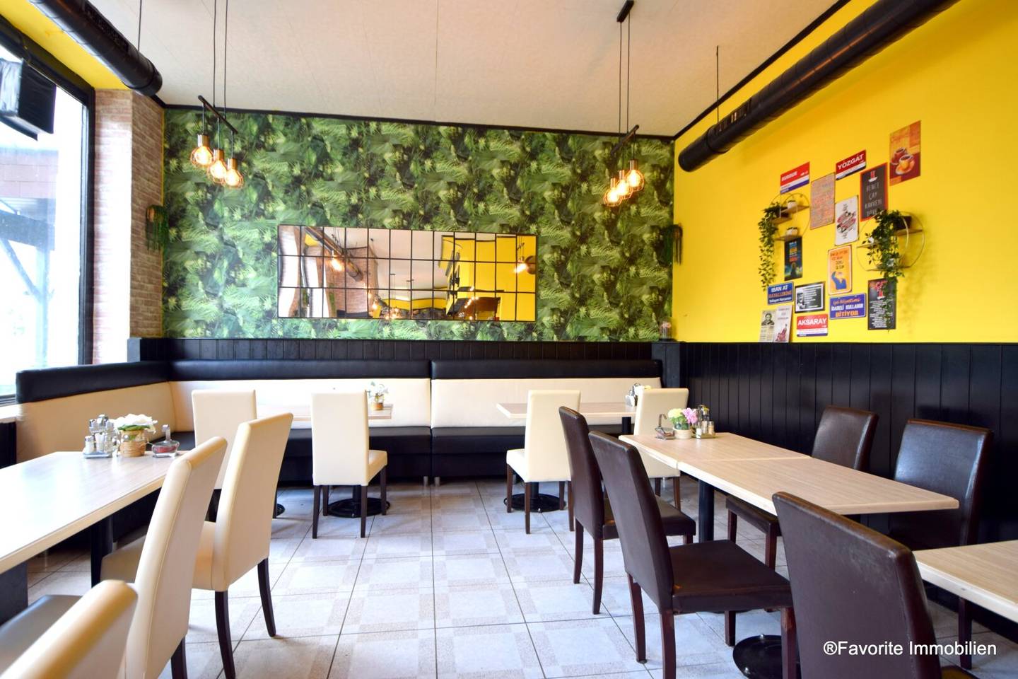 Traiskirchen Stadtzentrum – Top Gastronomie-Location in mit Garten zu mieten!