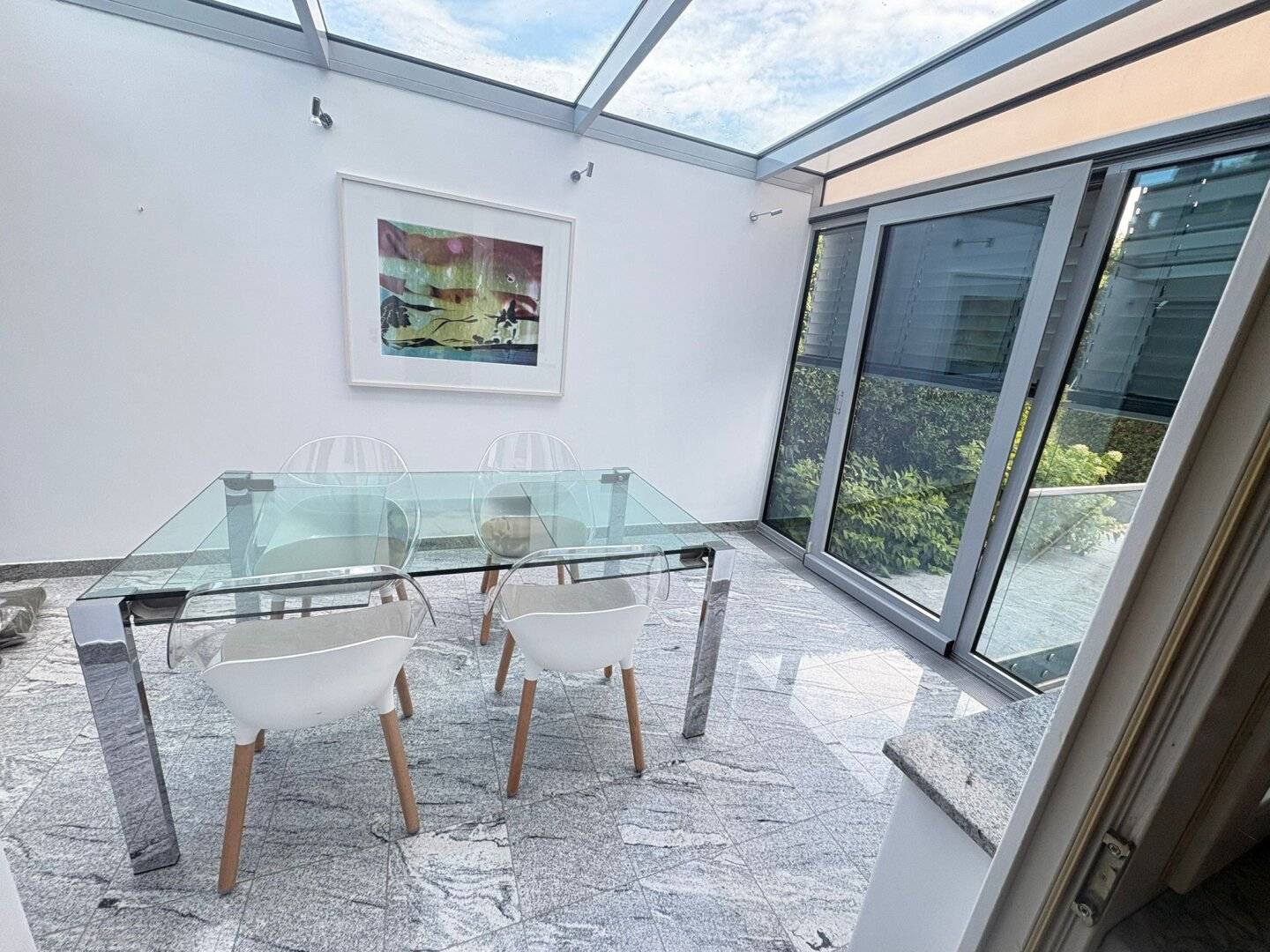 Wiener Eleganz pur: Einfamilienhaus mit Pool, Sauna & Traumblick