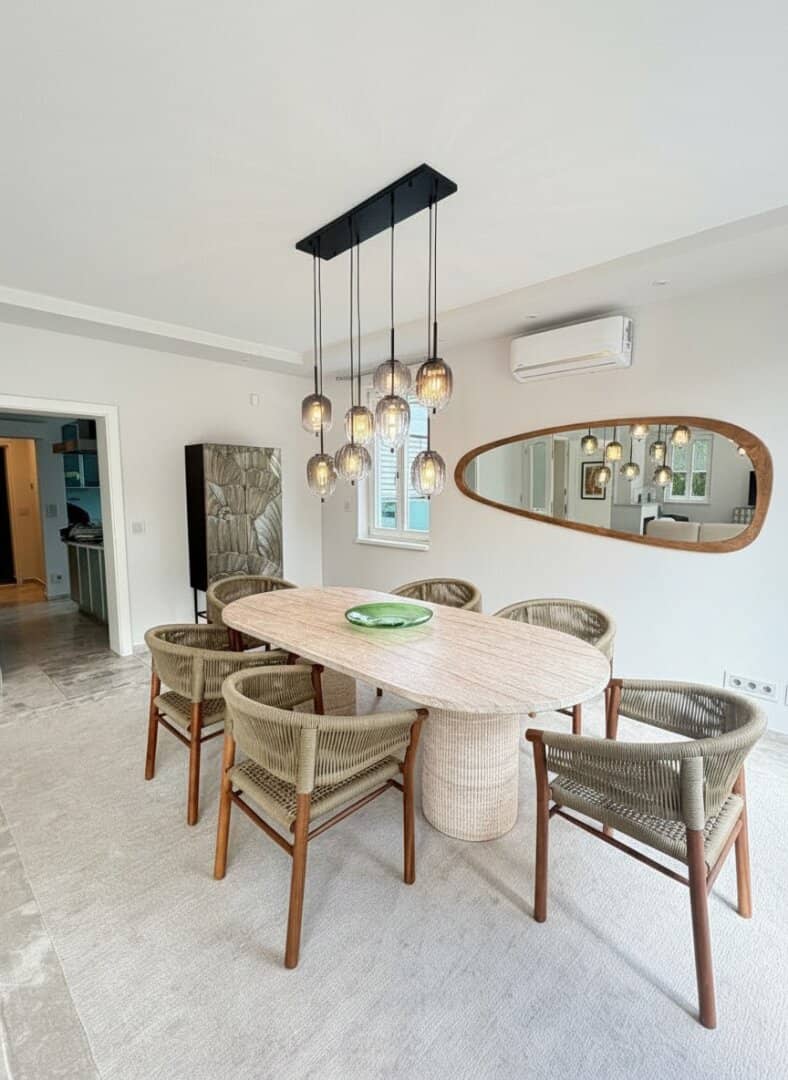 Wiener Eleganz pur: Einfamilienhaus mit Pool, Sauna & Traumblick