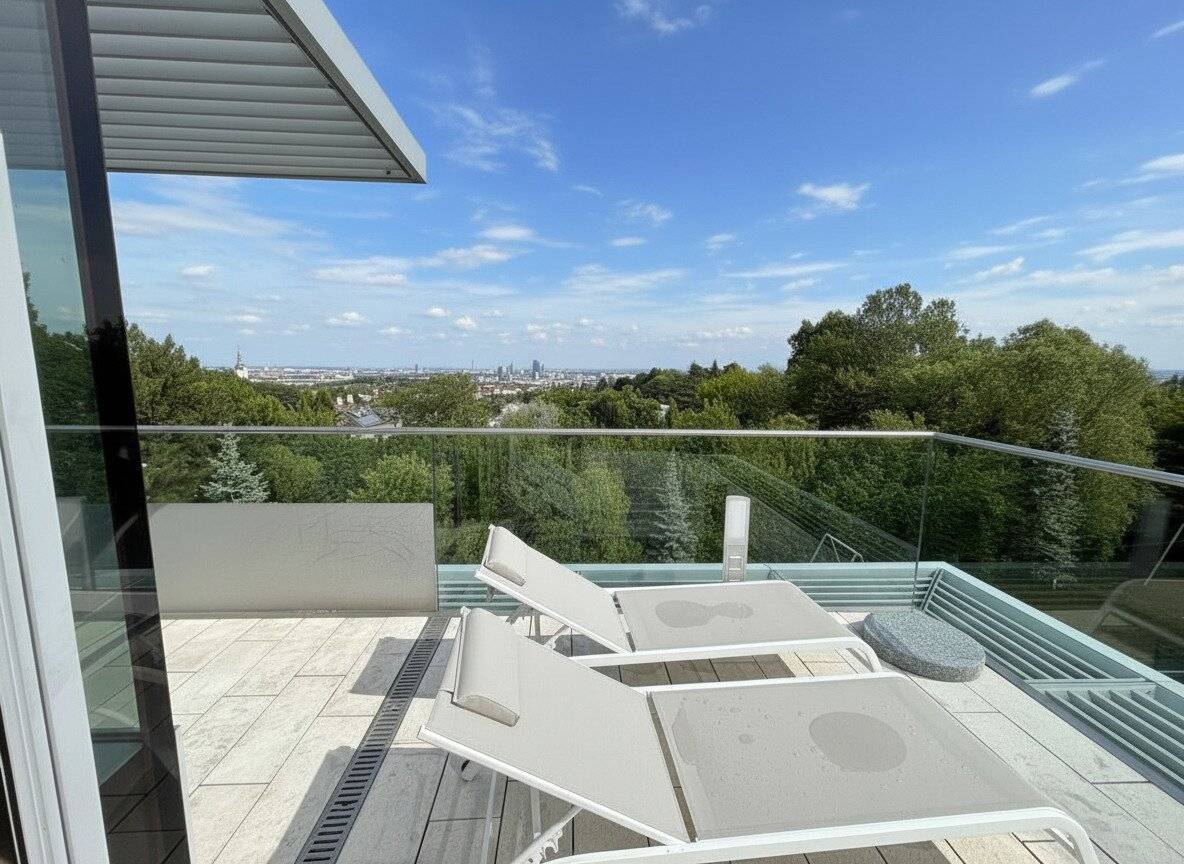 Wiener Eleganz pur: Einfamilienhaus mit Pool, Sauna & Traumblick