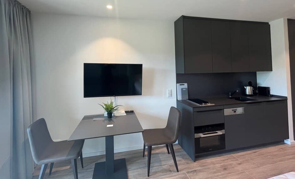 WUNDERSCHÖNES KLEINES APARTMENT IN SEENÄHE AM WÖRTHERSEE