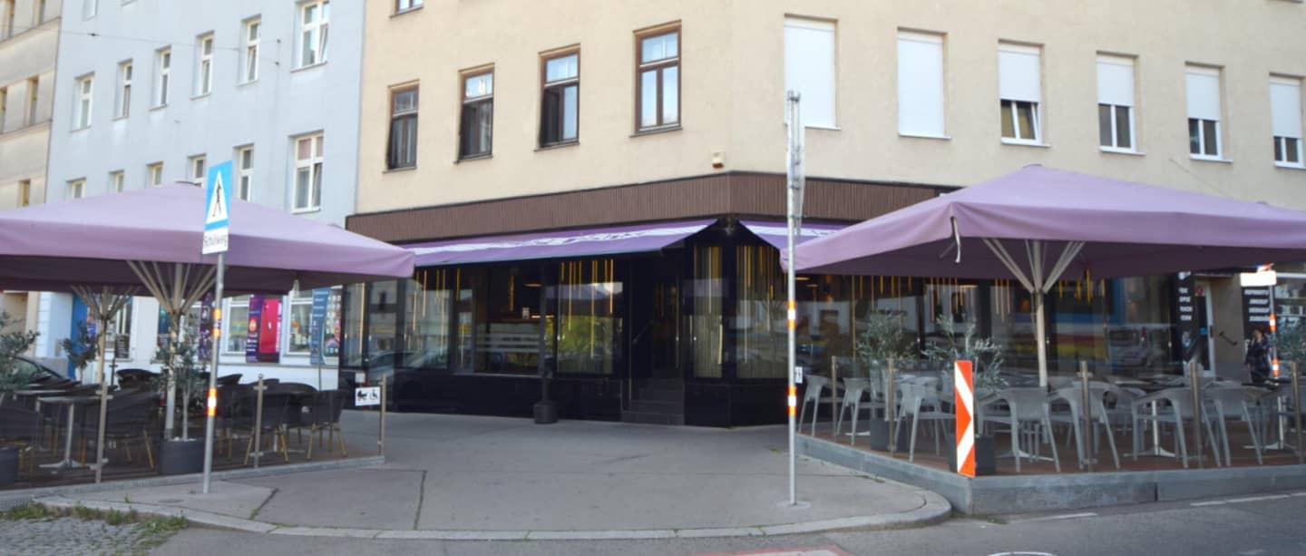 Perfektes & gut laufendes Gastro Lokal, Bar, Lounge in guter Lage: 130m² + 2 große Schanigarten + 117 m² Wohnung, in U-Bahn-Nähe!
