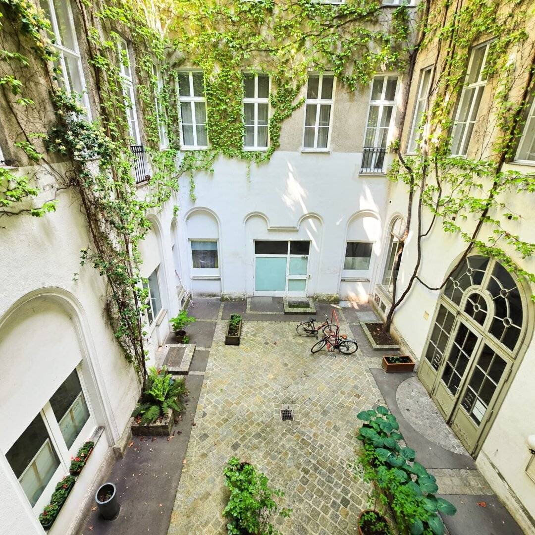 Hofruhelage Top Büro/Praxis 125m² in wunderschönem Ringstraßengebäude