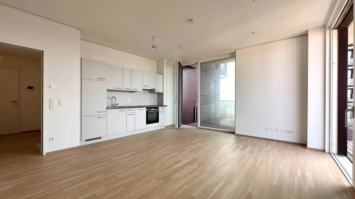 TRIIIPLE | 52,71 m² + 20,08 m² Südwestbalkon | nie bewohnt | 12. Stock