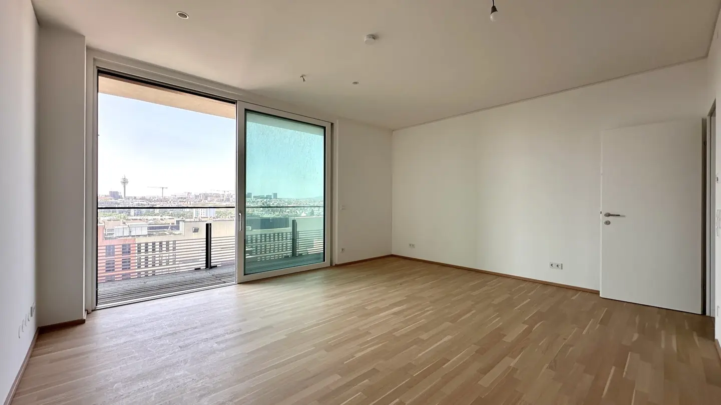 TRIIIPLE | 52,71 m² + 20,08 m² Südwestbalkon | nie bewohnt | 12. Stock