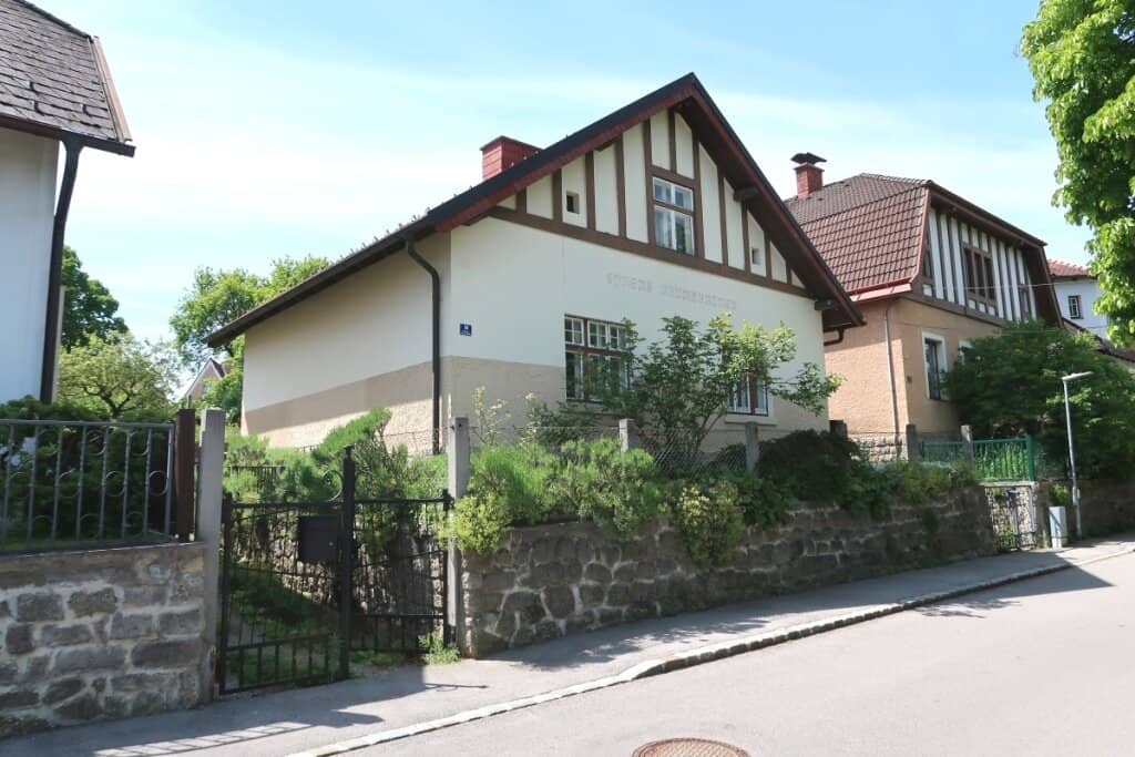 Einfamilienhaus mit guter Lage in Berndorf