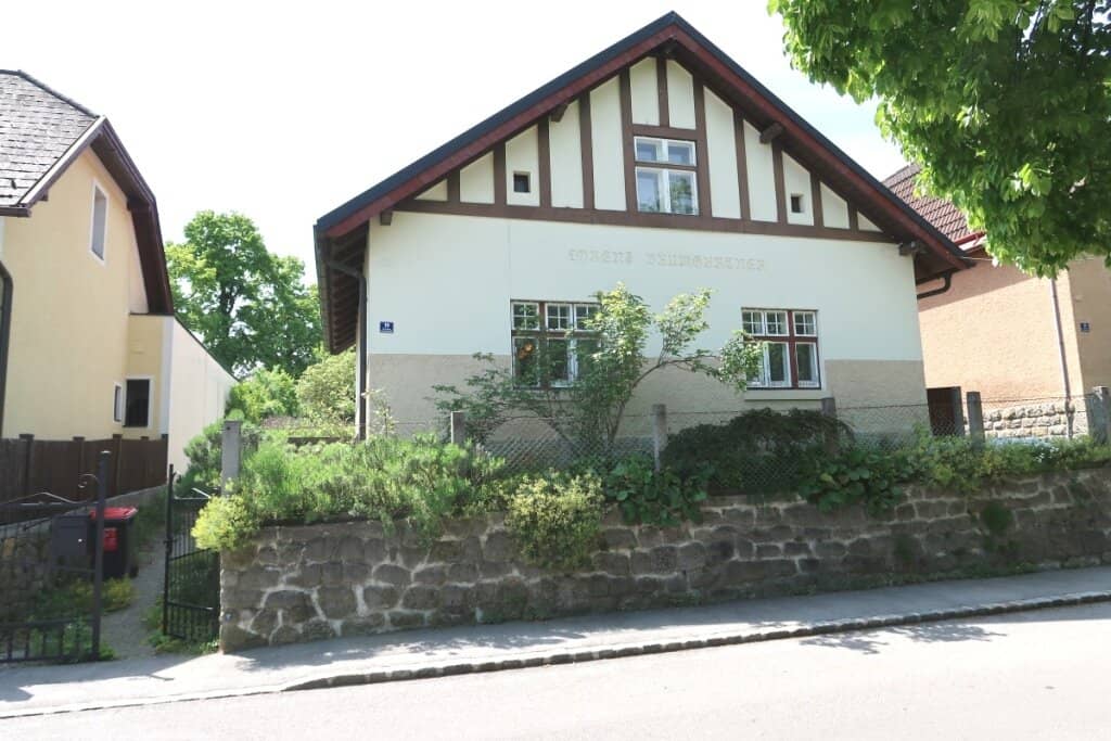 Einfamilienhaus mit guter Lage in Berndorf