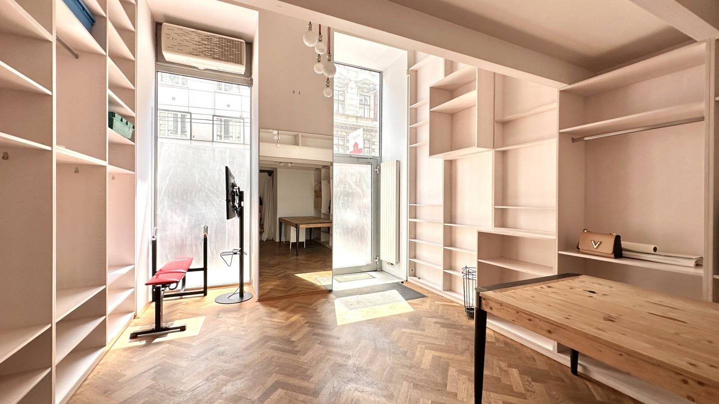Geschäftslokal auf der Josefstädter Straße | 52 m² auf zwei Ebenen | ab Herbst beziehbar