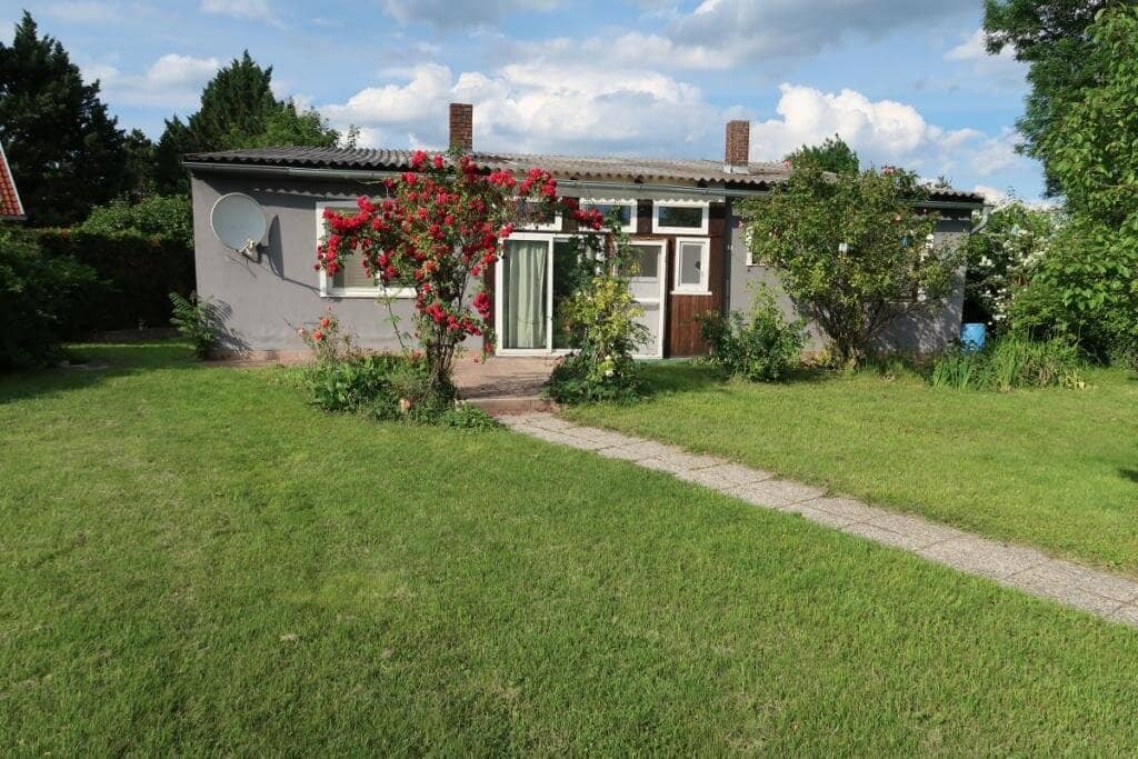 Baugrundstück mit Abbruchsobjekt in ruhiger Lage