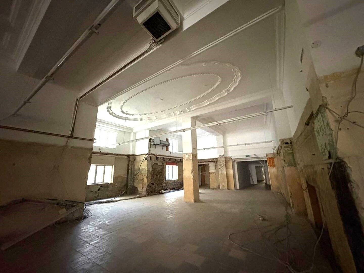 Top - Lokal in direkter Nähe zum Schwedenplatz!