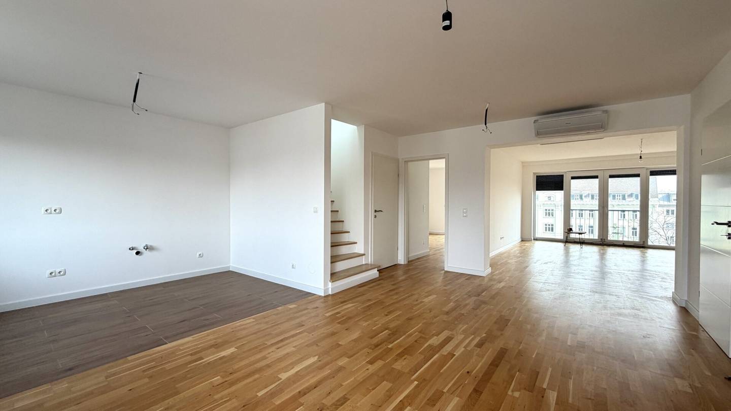 141 m² Maisonette im Dach | 3 Min. zur U6 | Nähe Volksoper — 1180 Wien