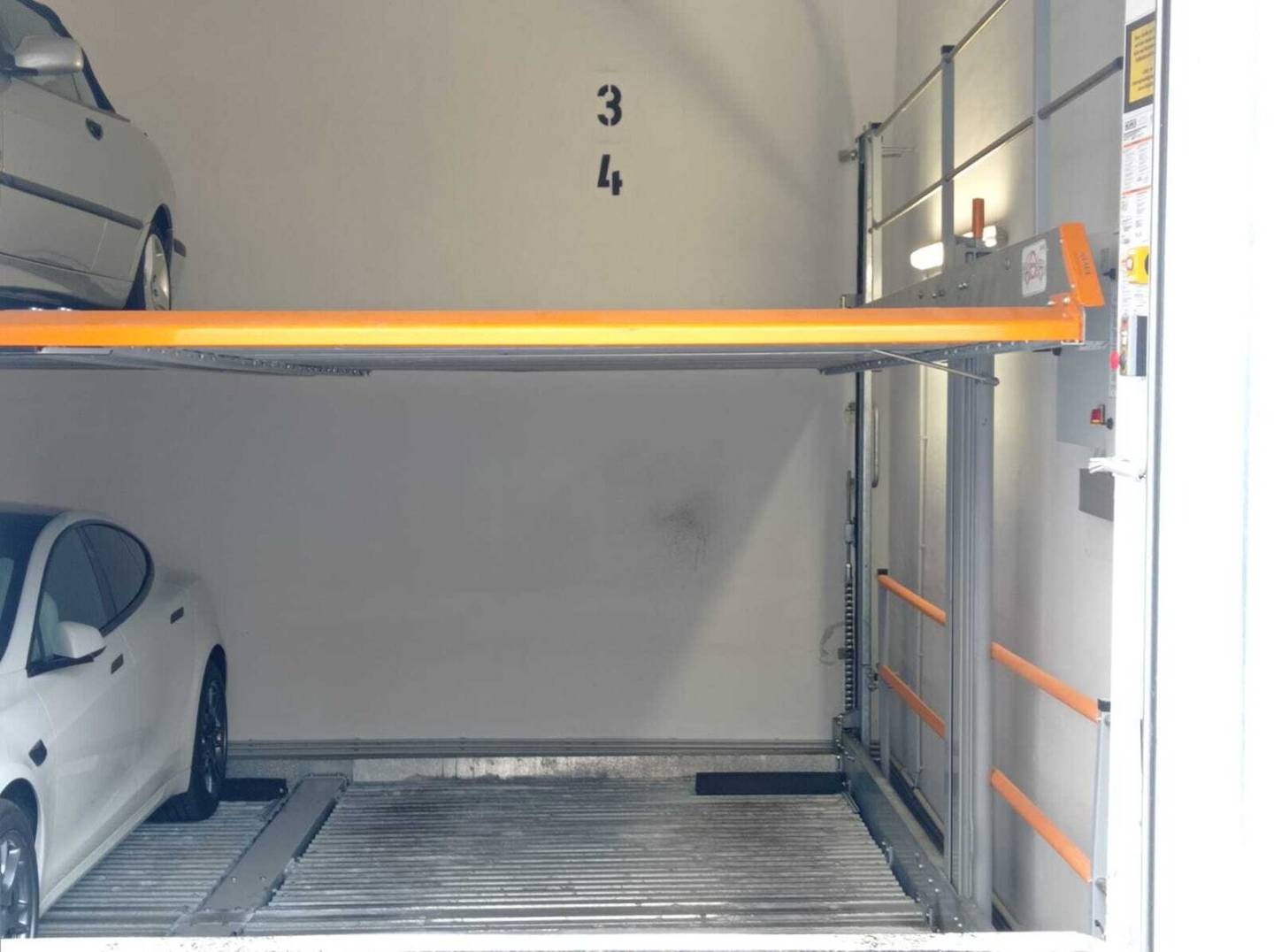 Parkplatz Nähe Löwengasse / Untere Viaduktstraße : Ihre Tiefgarage für nur 162,00 € monatlich!