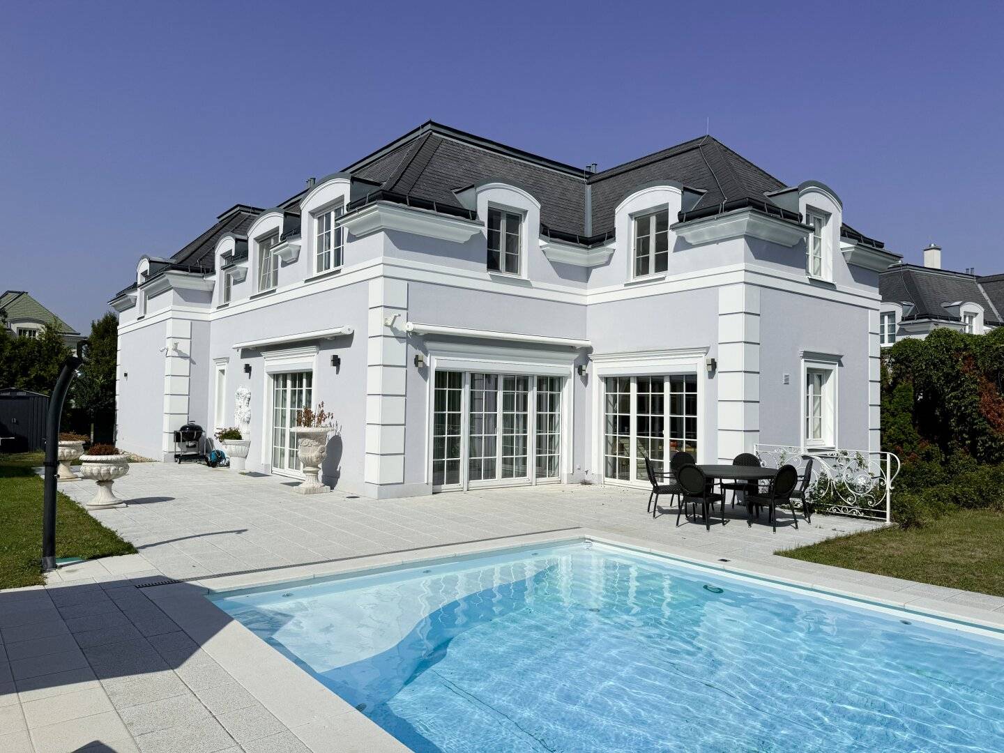 Fontana Residence: Ihre exklusive Villa am Golf Club