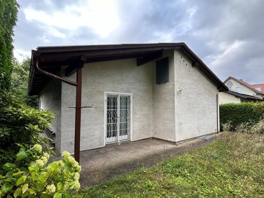 Wohnhaus mit 868m² Grund