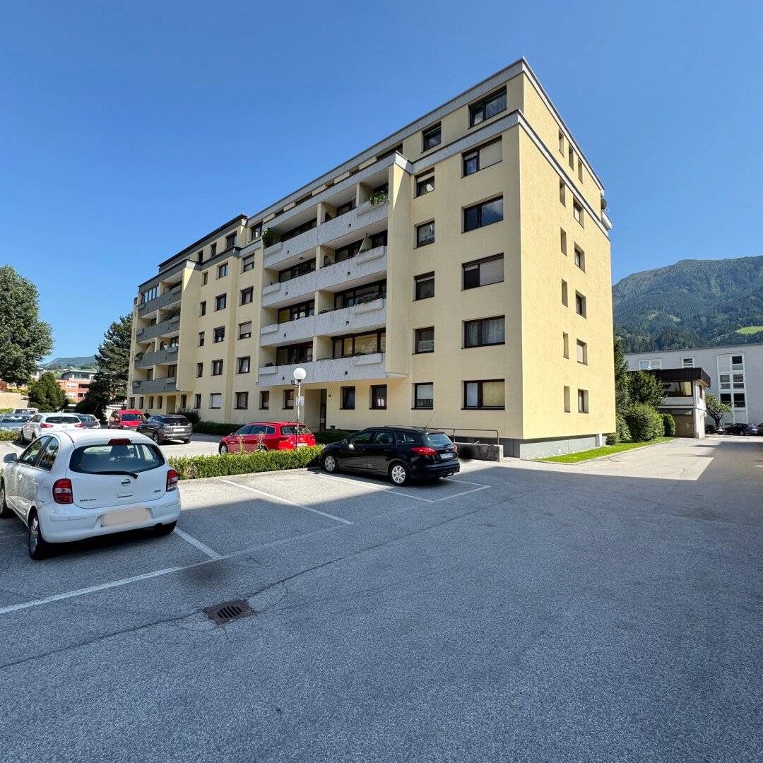 Neuer Preis! Neuwertige 3-Zimmer-Wohnung mit Loggia in Schwaz – Ihr neues Zuhause!