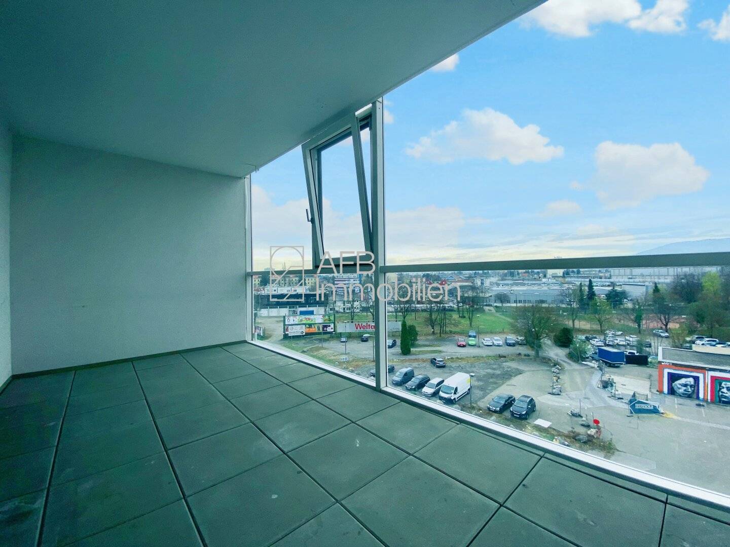 2 Monate mietfrei - 3 Zimmer Genossenschaftswohnung mit großer Loggia