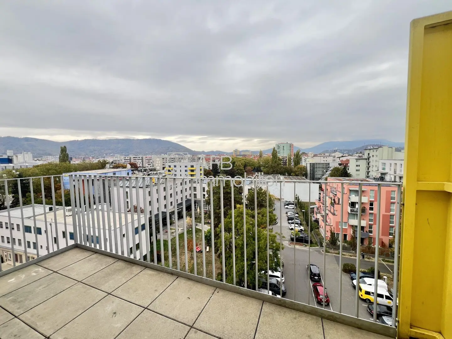 2-Zimmer-Genossenschaftswohnung mit Balkon