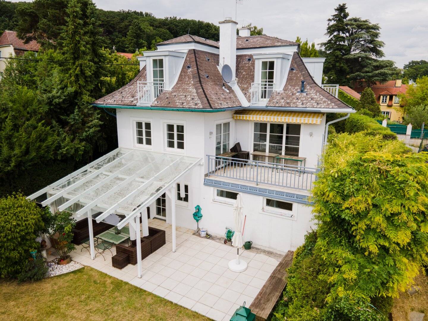 Green Hideaway - Charming Expat Villa close to AIS Vienna